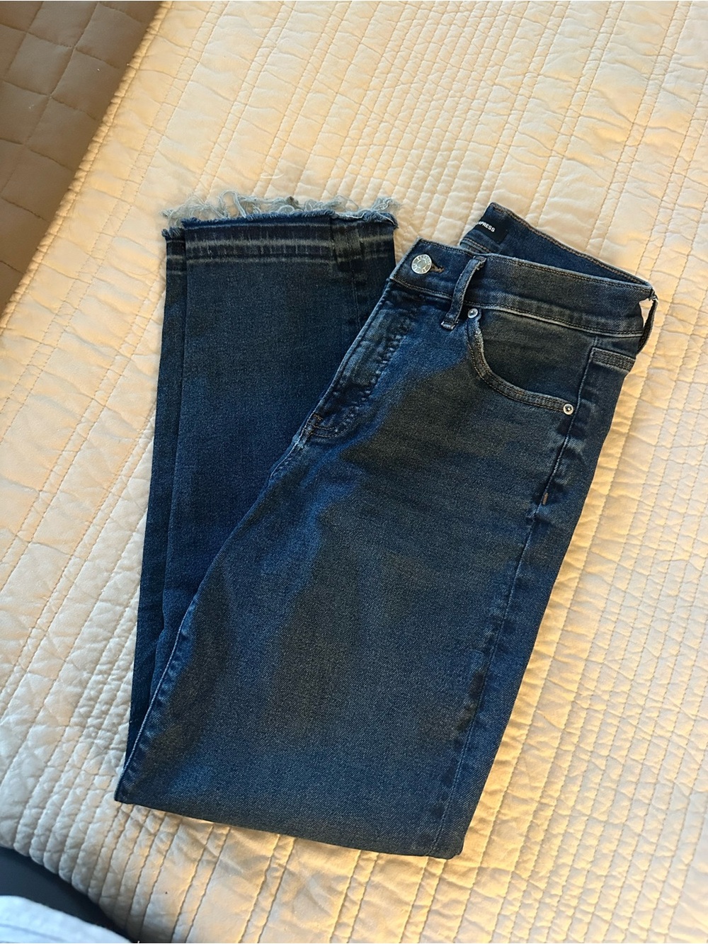 Express Straight Ankle Jeans